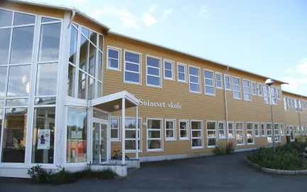 Solneset skole Solneset skole sommer