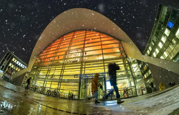 Troms&oslash; bibliotek i sn&oslash;v&aelig;r