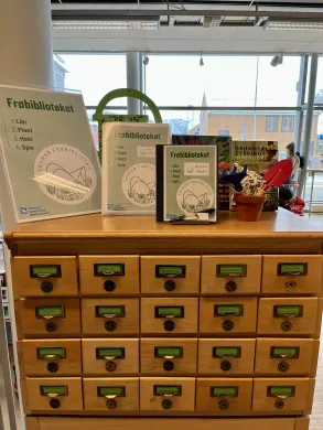 Fr&oslash;bibliotek katalog b&oslash;ker
