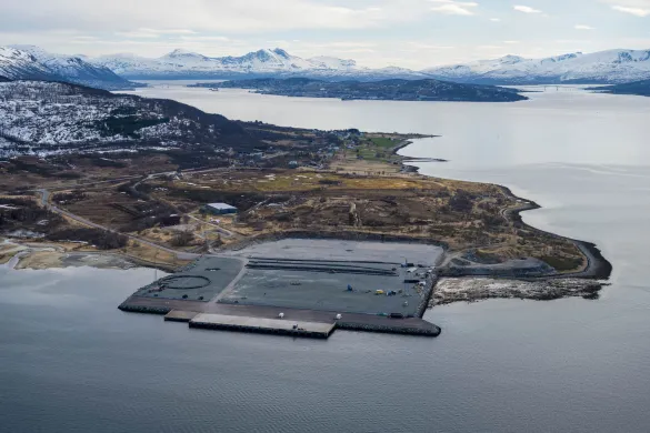 Omr&aring;det hvor Gr&oslash;tsund industripark er planlagt etablert. Foto: Troms&oslash; havn
