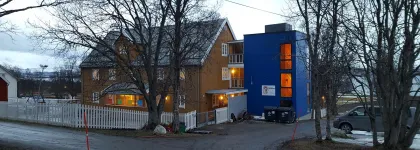 Barnehagen Hundre sett utenfra en tidlig vinterdag